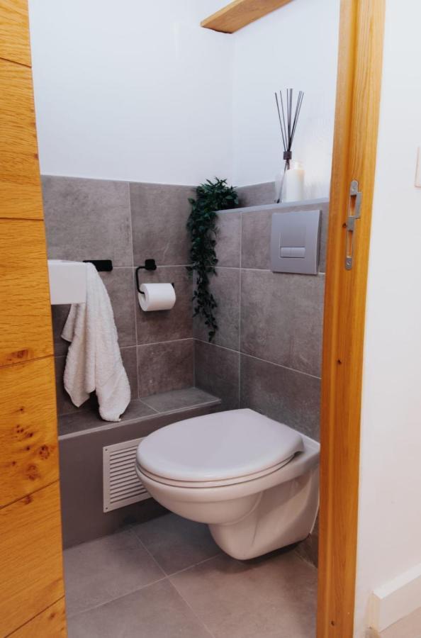 Ferienwohnung Perfect Family-Oriented And Renovated Townhouse In The Old Antibes Exterior foto